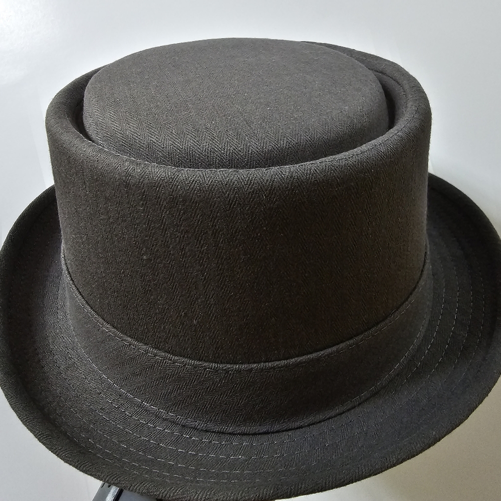 Black Horn Porkpie Upturn Brim Unisex Hat Large Olive NWT